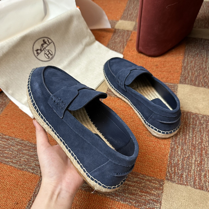 H**me5 sneaker