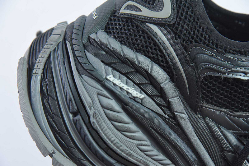 BC XL SNEAKERS