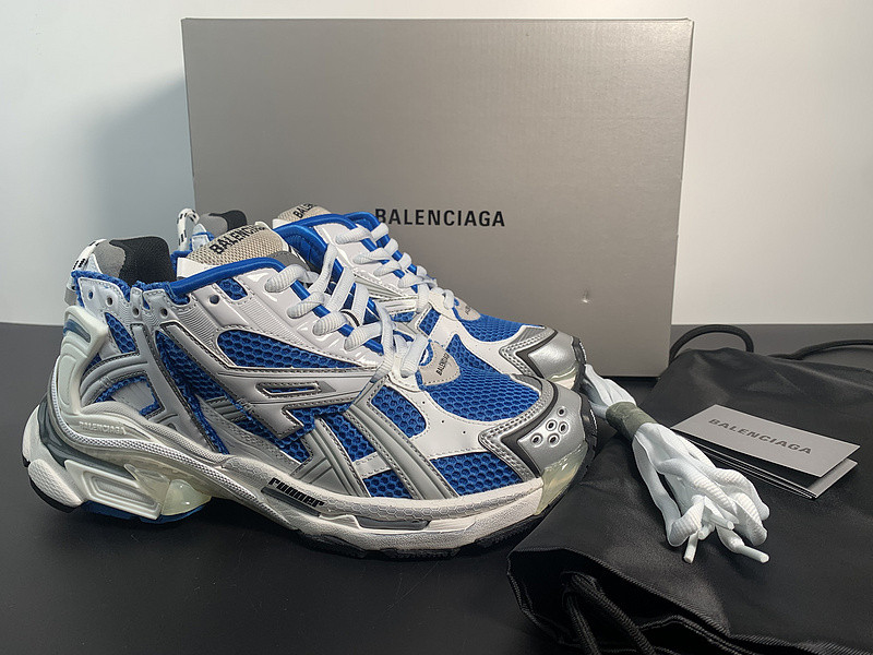 Ba*len*cia*ga runner sneaker