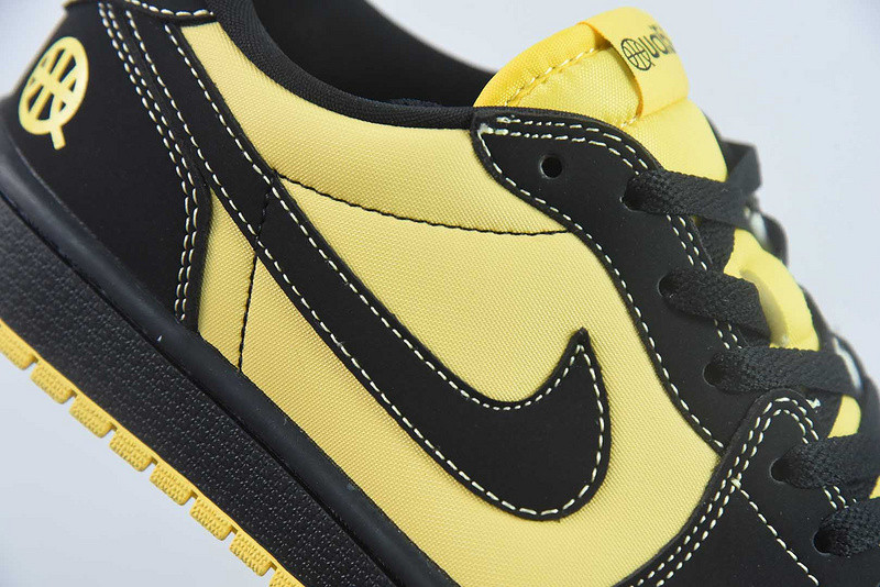 Air Jordan 1 Retro Low OG