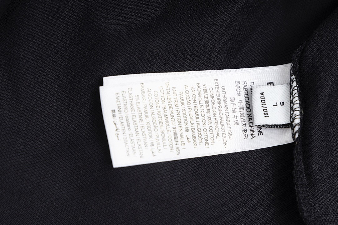 Bv*b*rry Clothes