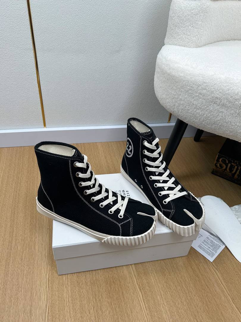 Ma1s0n Marg*e1a SNEAKER