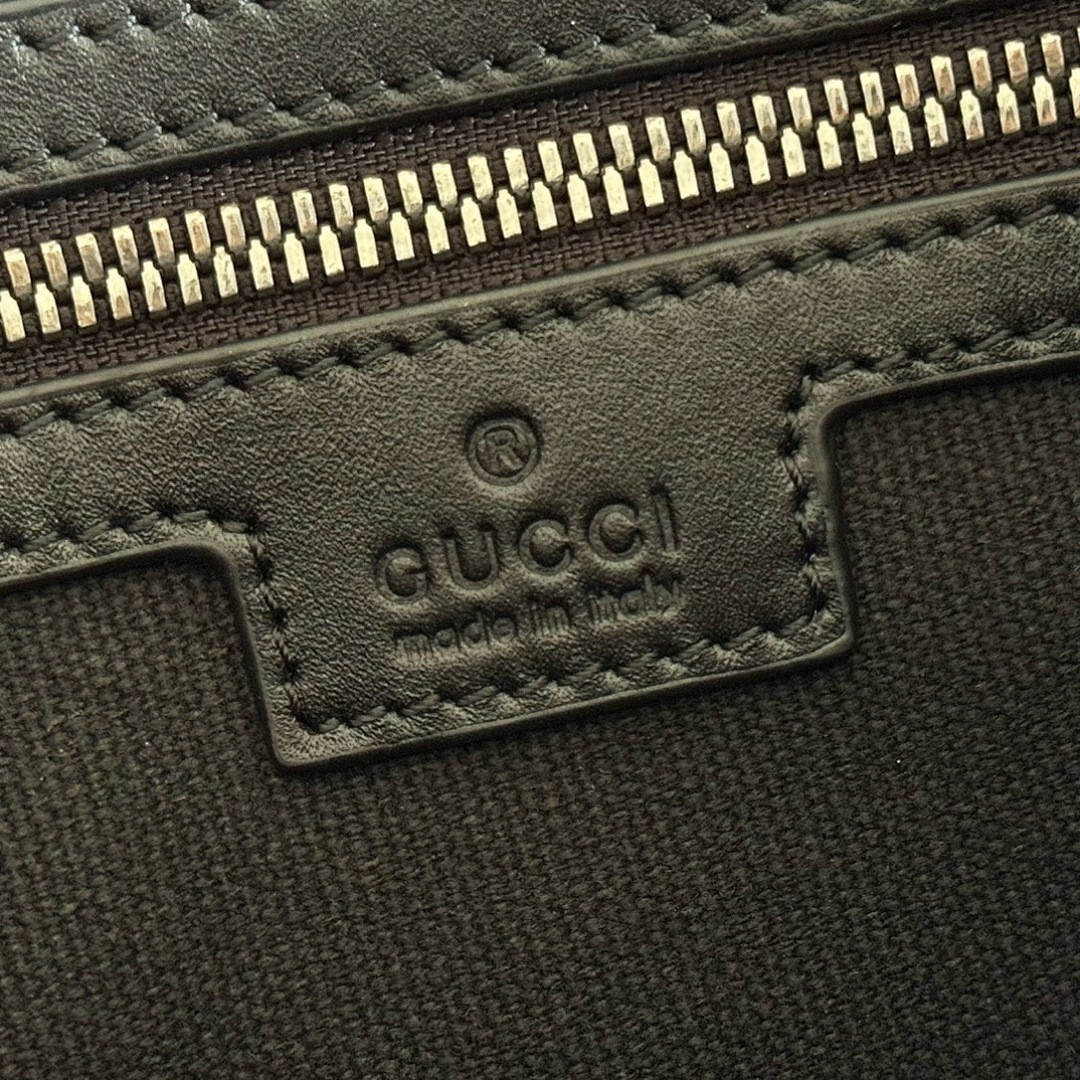 Gvc*1 BAG