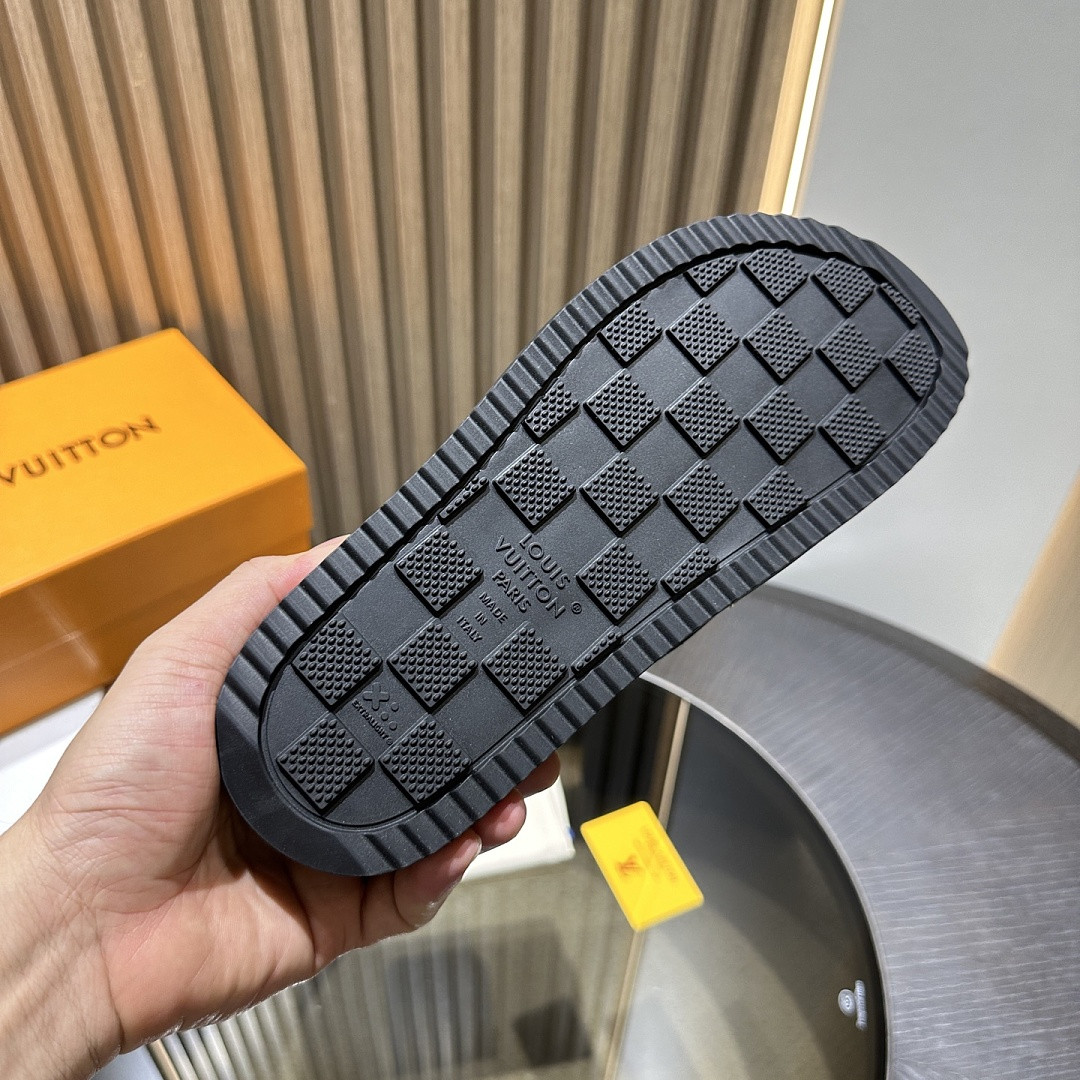 LVT SANDALS