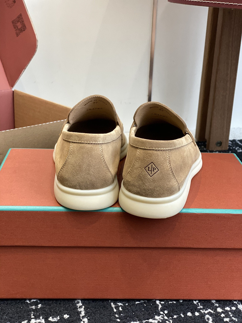 L0r0 P1ana sneaker