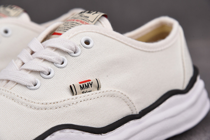 Ma*s*n mihara yasuhiro sneaker