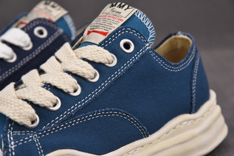 Ma*s*n mihara yasuhiro sneaker