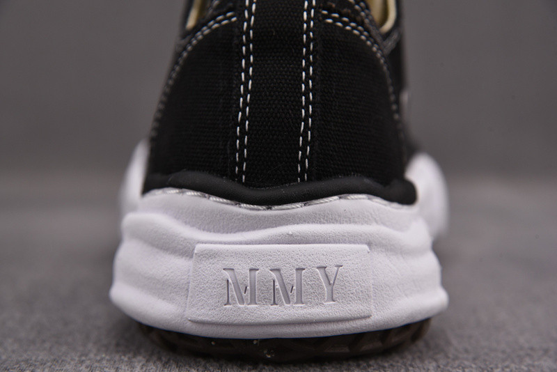 Ma*s*n mihara yasuhiro sneaker