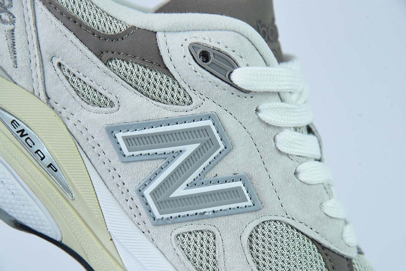 new balance sneaker