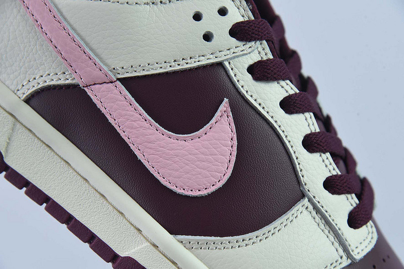 nike dunk low “valentine’s day” dr9705-100