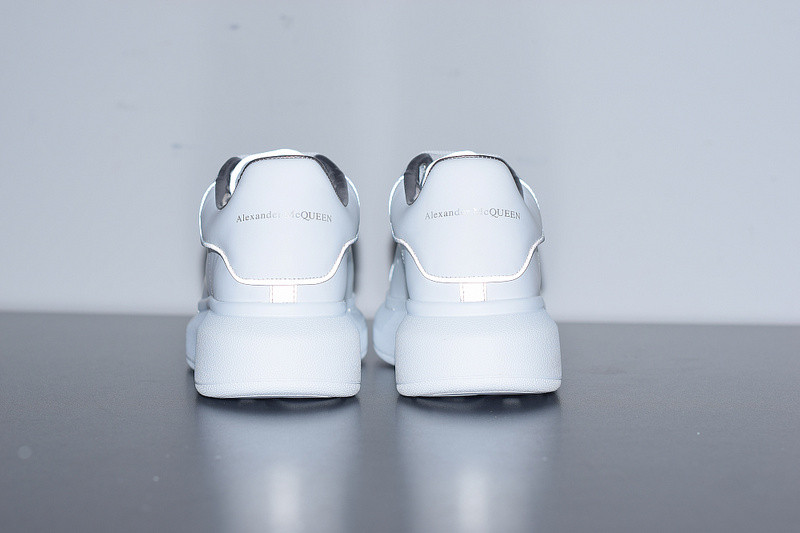 alexer mceen sneakers