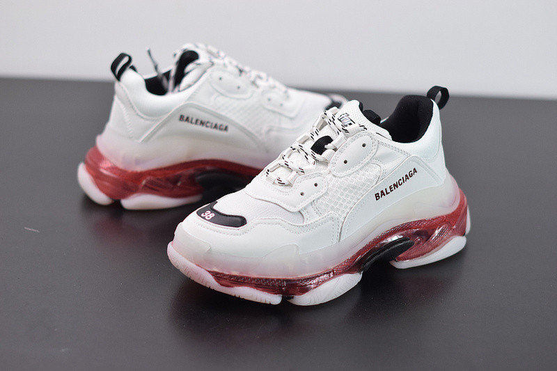 bc triple s trainer 0825 w09o1