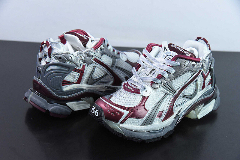 Ba*len*cia*ga runner sneaker