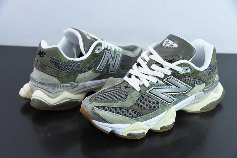new balance sneaker