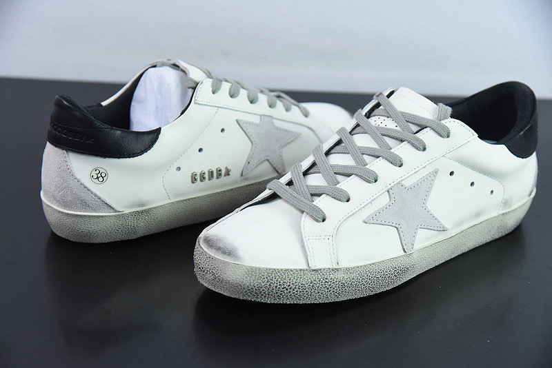 ggdb sneaker