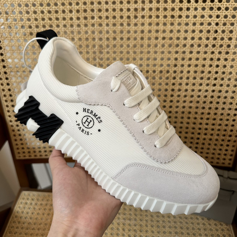 H**mes sneaker