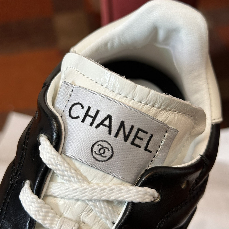 Ch*el sneaker