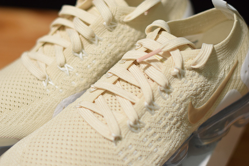 nike air vapormax flykinit 2 "light cream" 942843-201