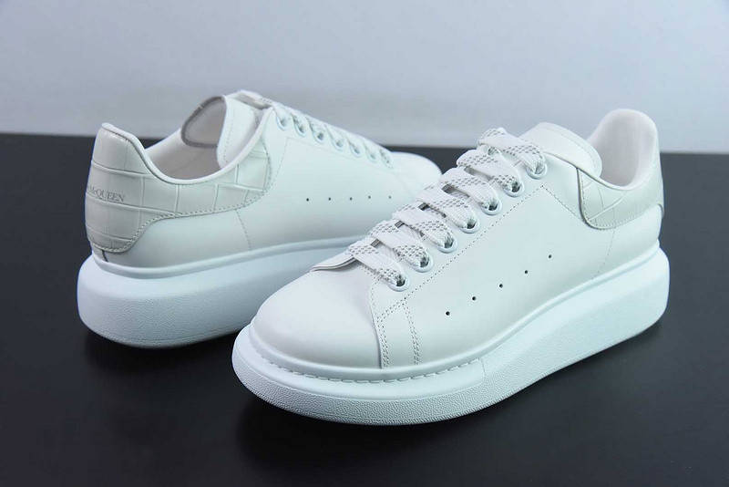 AlexER McEEN SNEAKERS