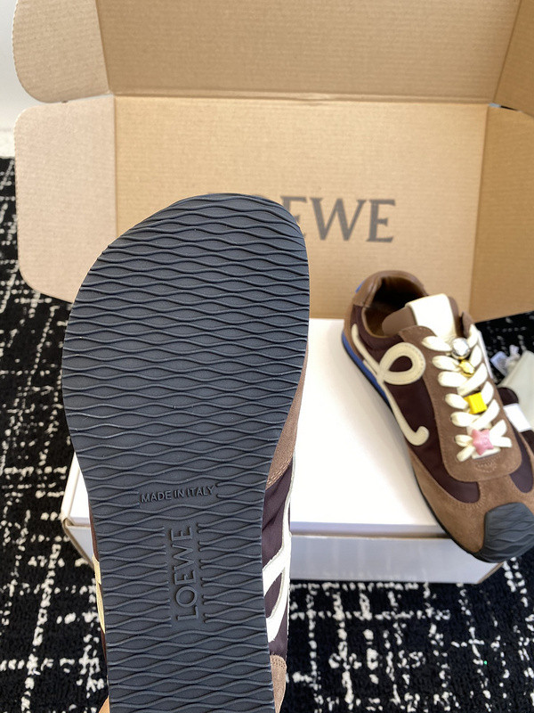 L0ew* sneaker