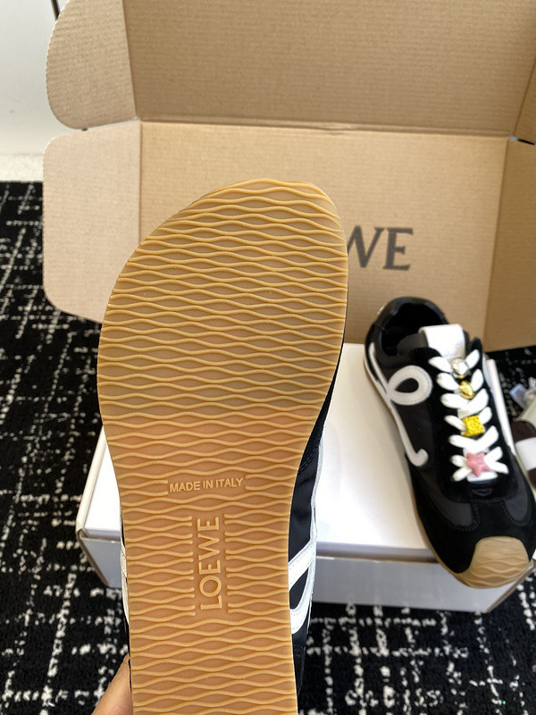L0ew* sneaker