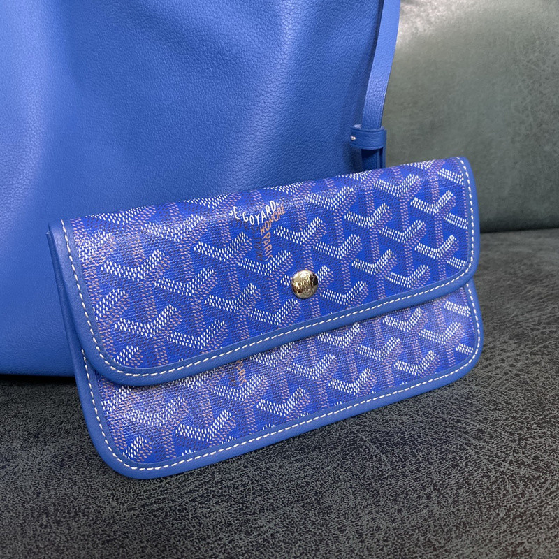 G09ard purse