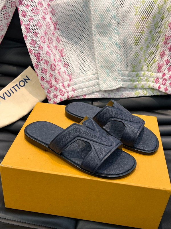 lvt sandals