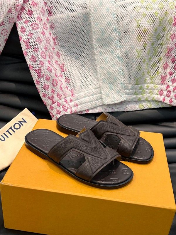 lvt sandals