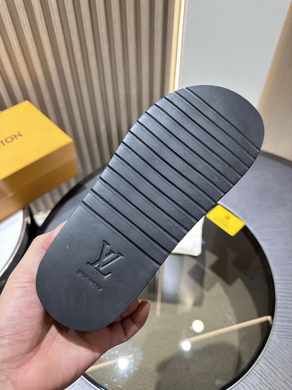 lvt sandals