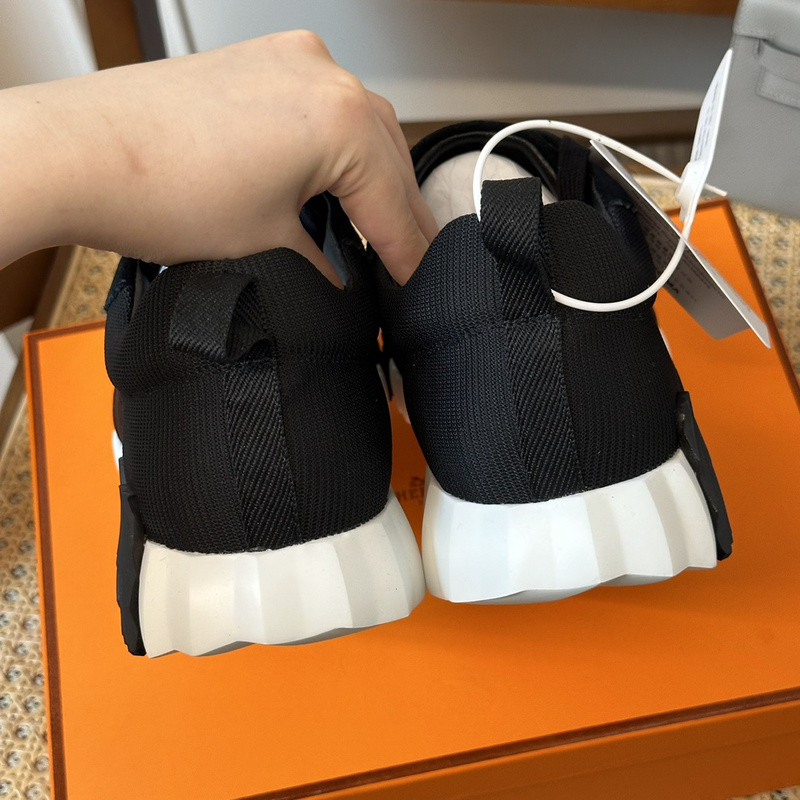 H**mes sneaker