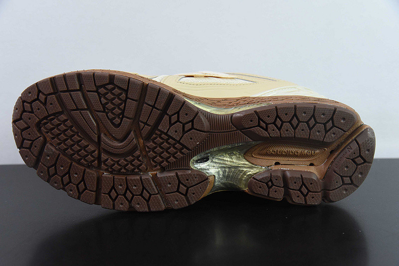new balance sneaker