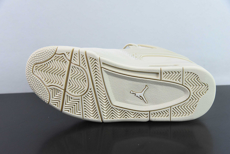 Air Jordan 4 RM Legend Light Brown FQ7940-200