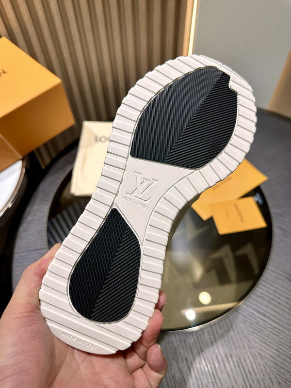 LVT SNEAKERS