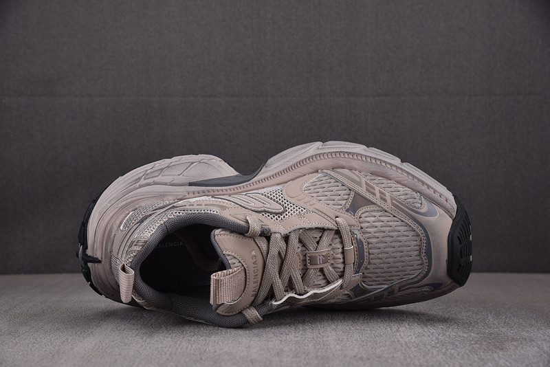 BC XL SNEAKERS