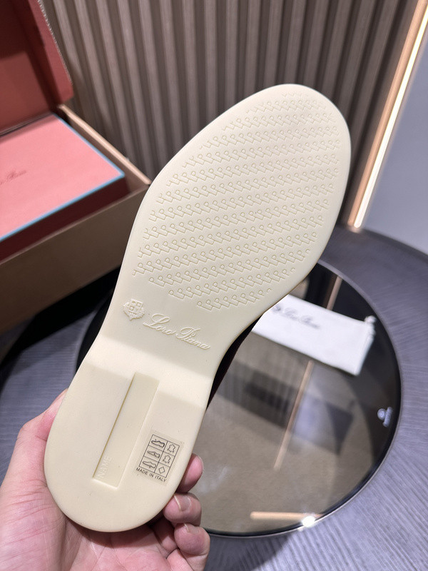 L0r0 P1ana sneaker