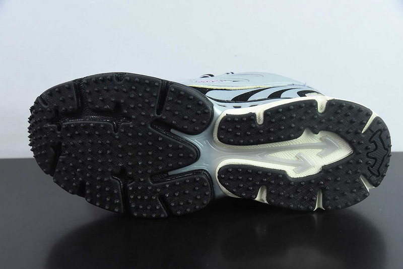 off white Be Right Back Sneakers New York