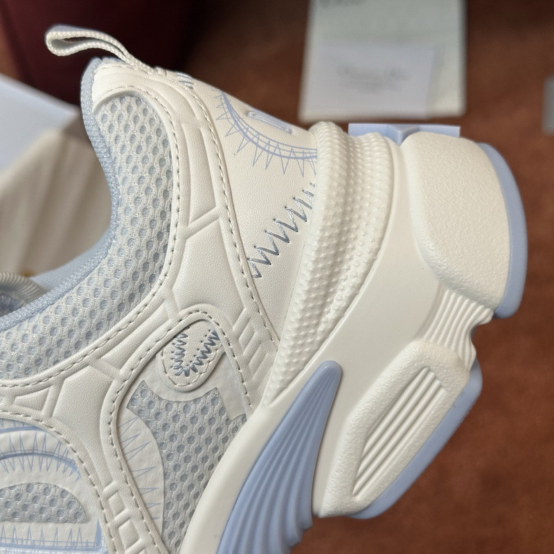 DIO* SNEAKER
