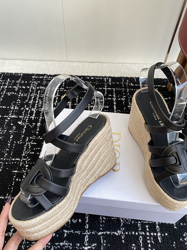 DIO* SNEAKER