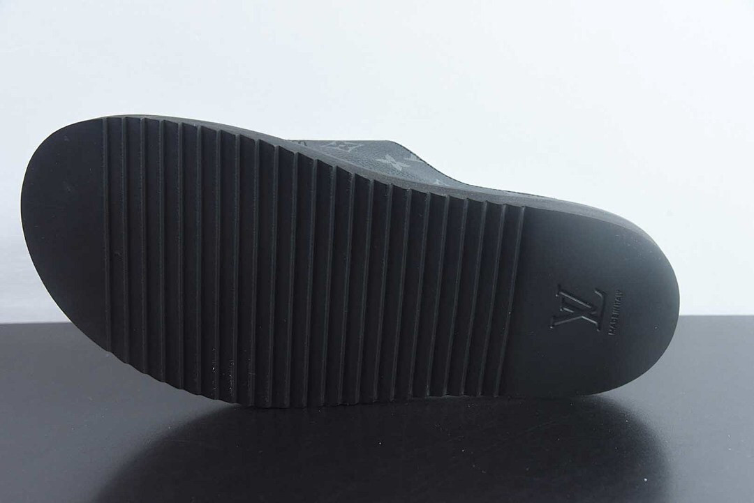 LVT SANDALS