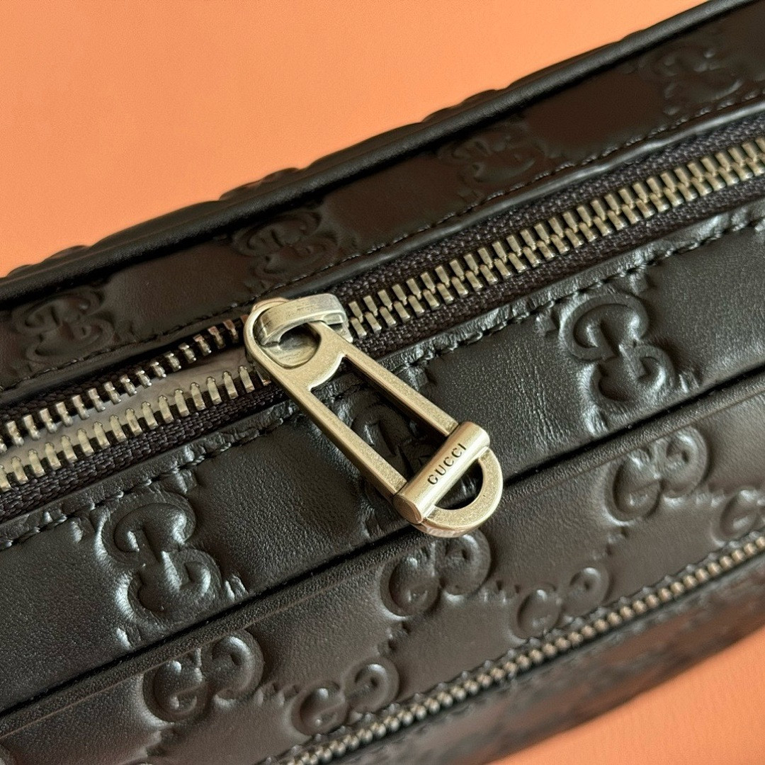 Gvc*1 BAG
