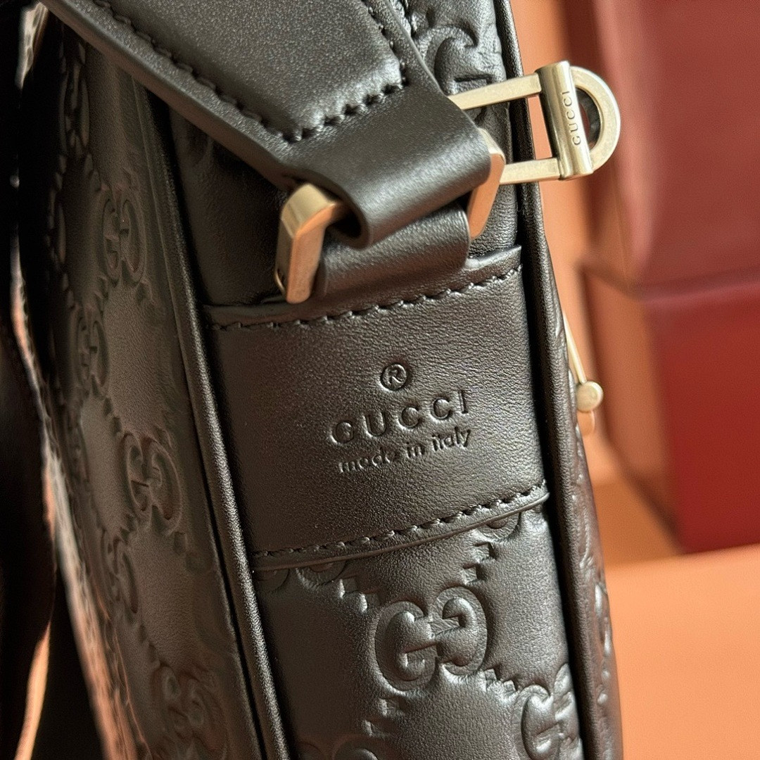 Gvc*1 BAG