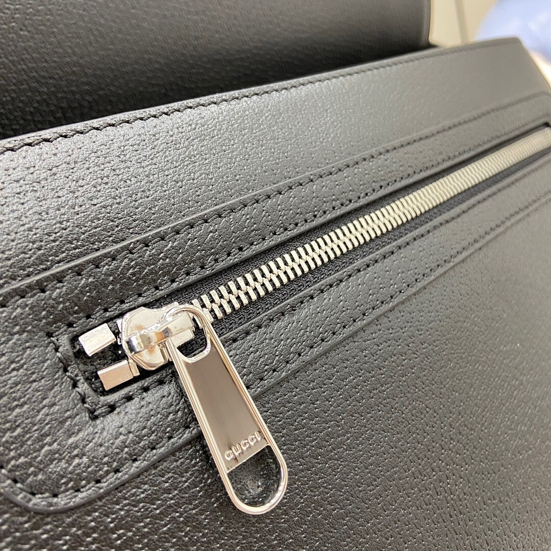 Gvc*1 BAG