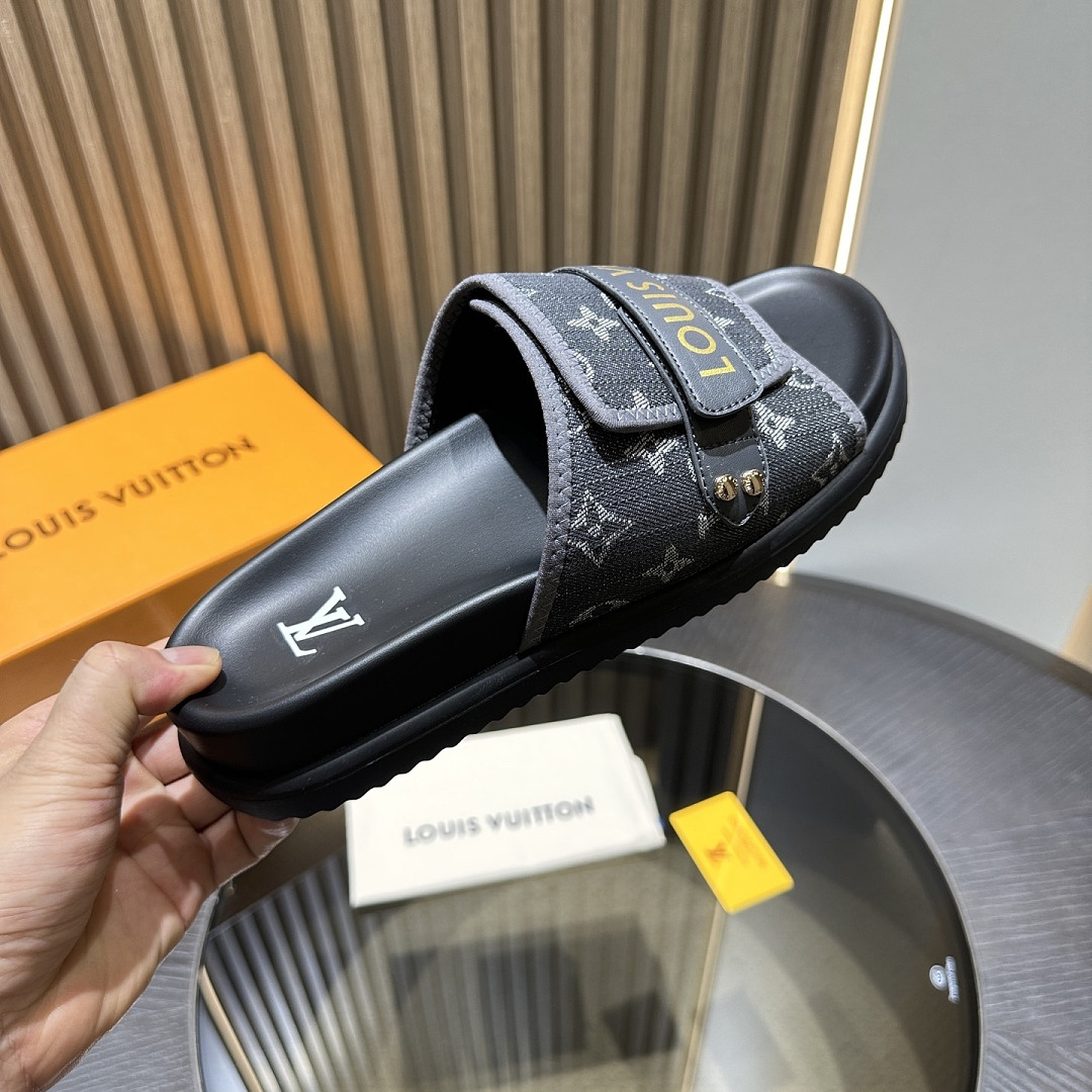 LVT SANDALS