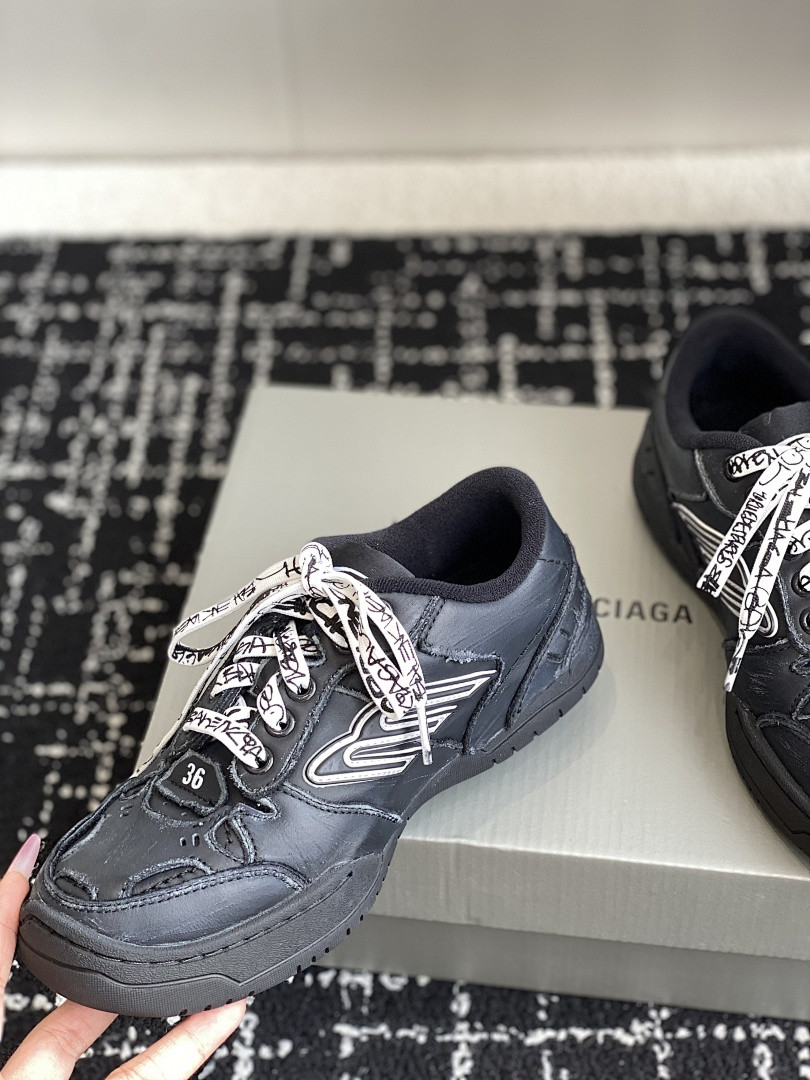 BC SNEAKERS