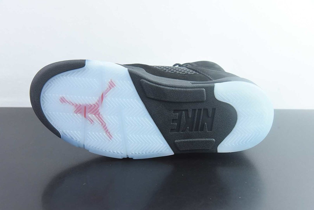 Air Jordan 5 Retro