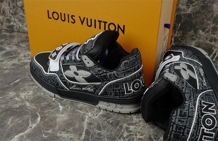 LVT SNEAKERS