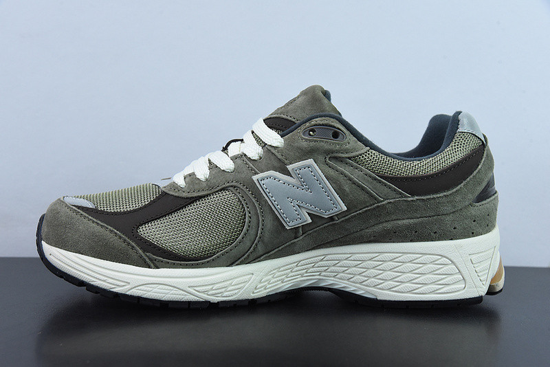 new balance sneaker