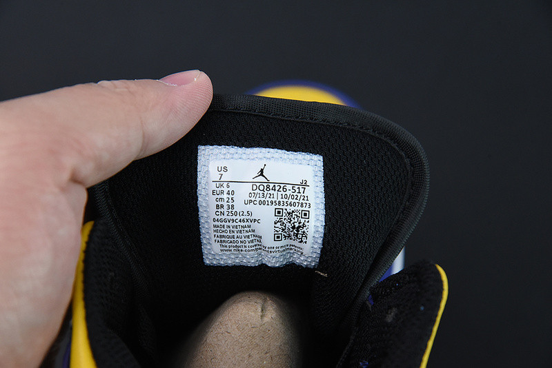air jordan 1 mid “lakers” dq8426-517