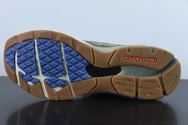 new balance sneaker