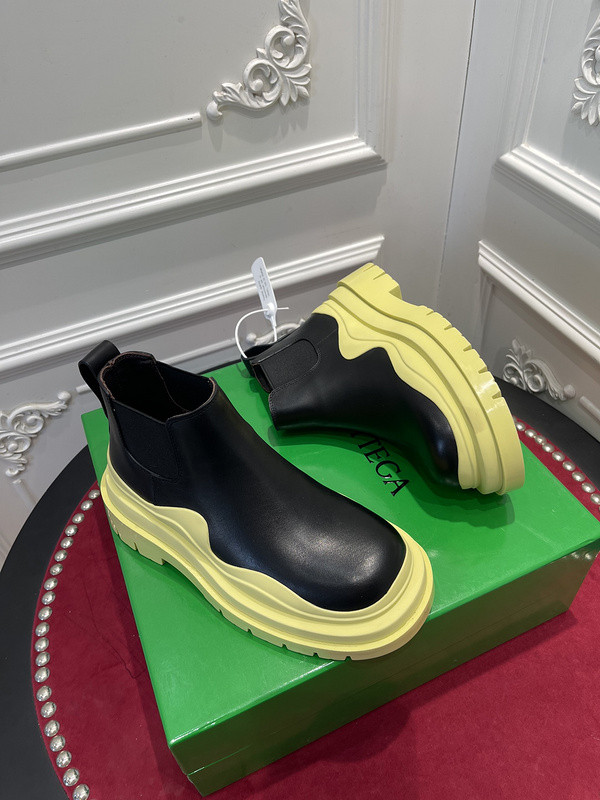 Bo*te*ga ve*ne*ta sneaker